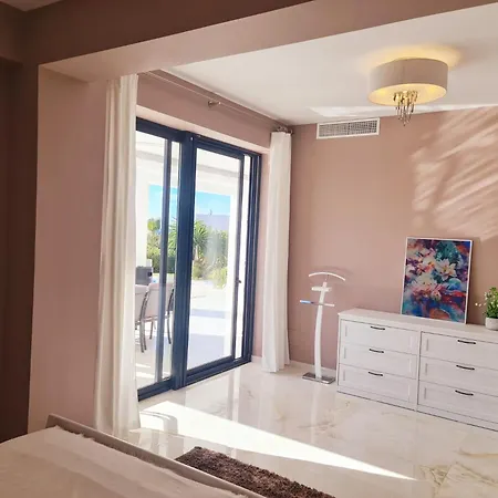 Valeriya Vista Al Mar マルベーリャ