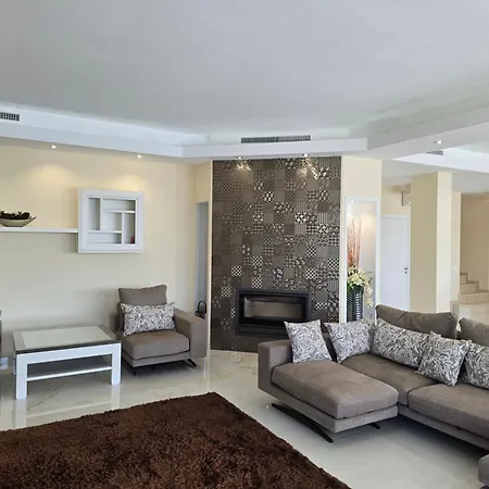 Valeriya Vista Al Mar