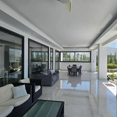 Valeriya Vista Al Mar マルベーリャ