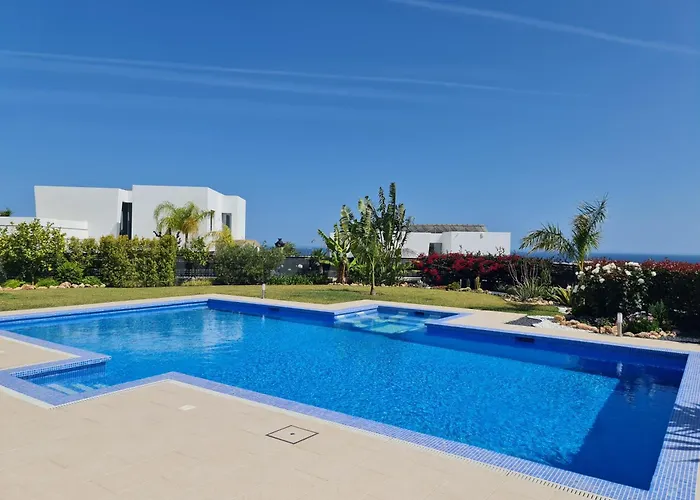 Valeriya Vista Al Mar Villa