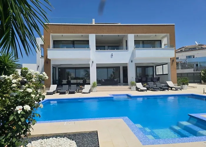 Valeriya Vista Al Mar Villa *