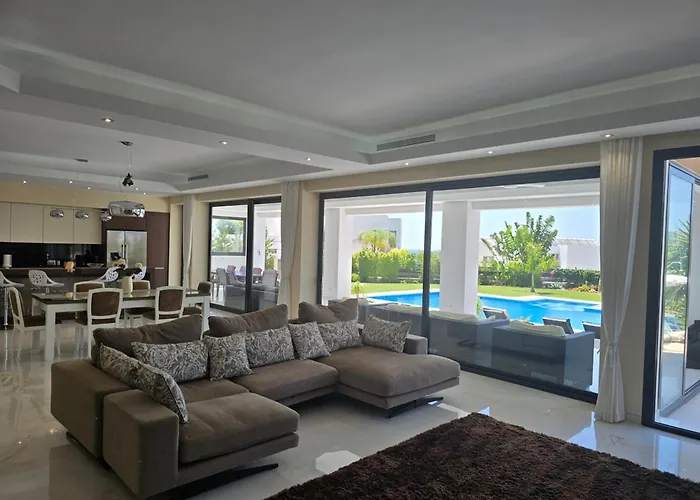 Villa Valeriya Vista Al Mar